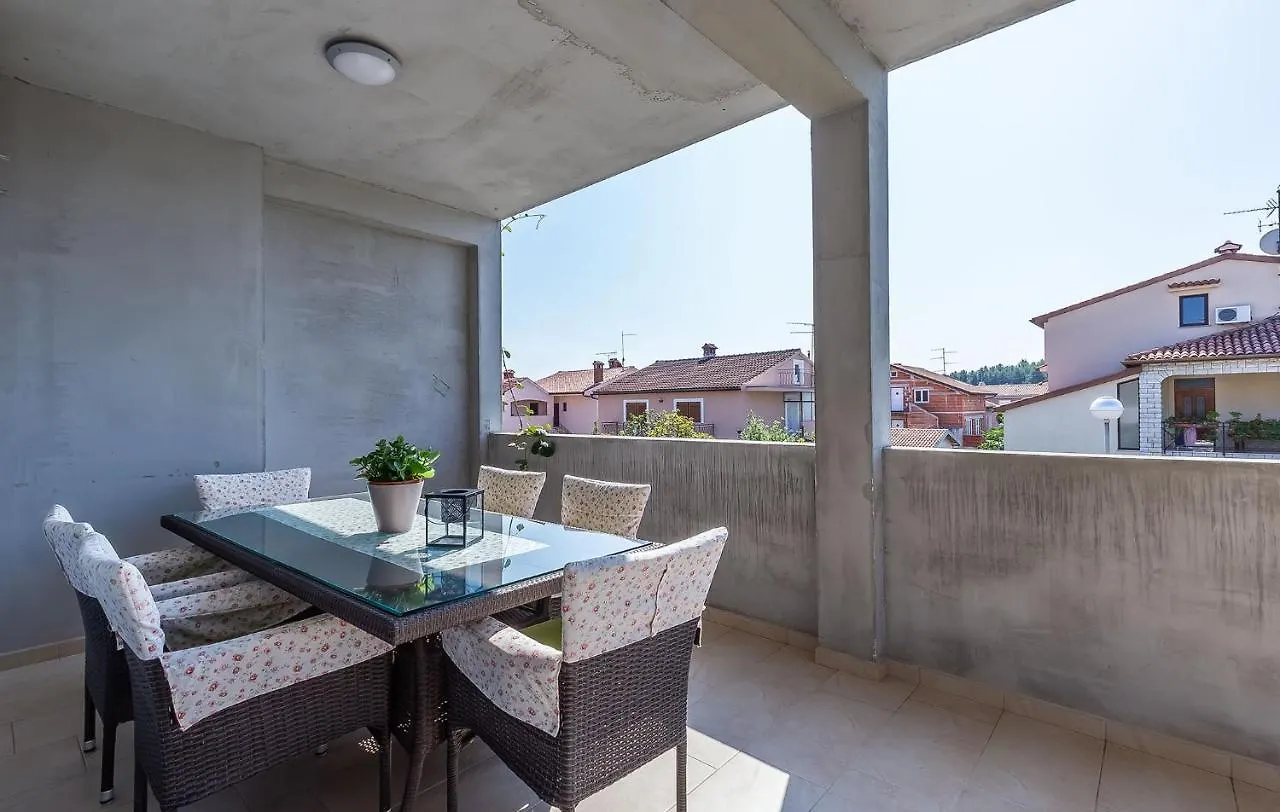 Apartamento Silvana Poreč 0*,  Croacia